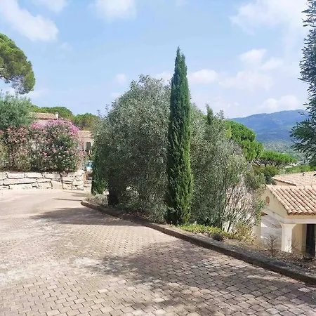 Superbe Climatisee Dans Parc Prive, Piscine