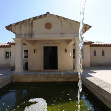 Superbe Climatisee Dans Parc Prive, Piscine * סן-מקסים