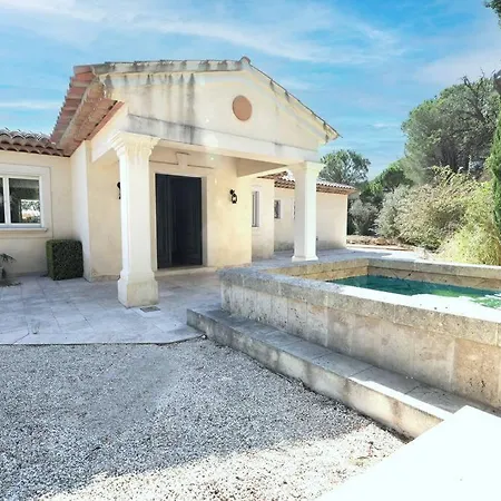 Superbe Climatisee Dans Parc Prive, Piscine * סן-מקסים